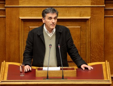 Ε.Τσακαλώτος: «Δεν ανησυχώ για τον φίλο μου - ΝΔ και ΠΑΣΟΚ προσέχουν τα λόγια του Βαρουφάκη με θρησκευτική ευλάβεια»
